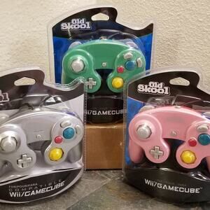 3 Gamecube Controllers - 3 Colors Bundle (NEW) - Silver Pink Green - Nintendo
